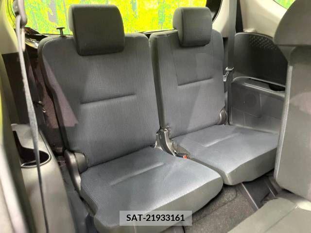 Toyota SIENTA 2015-09 240375-9