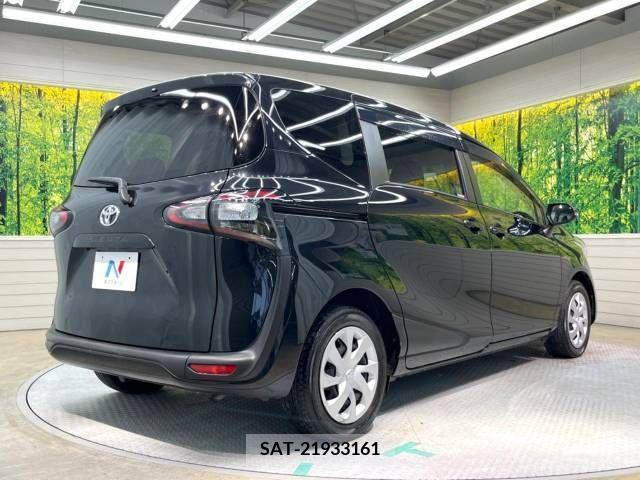 Toyota SIENTA 2015-09 240375-17