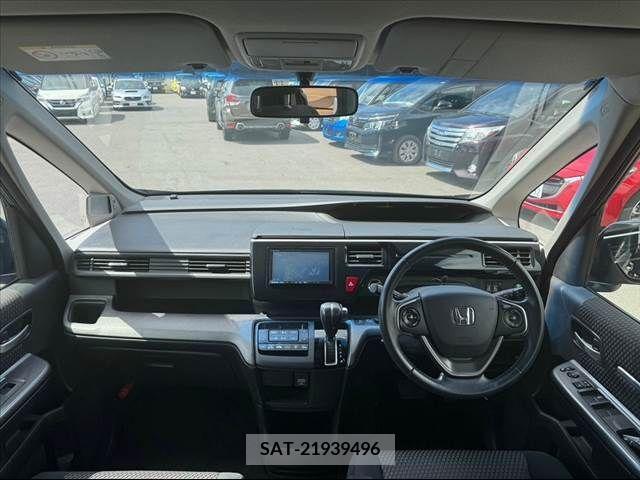 Honda STEP WGN 2015-11 286163-1