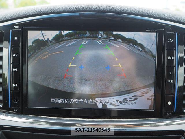 Nissan ELGRAND 2013-09 268449-15