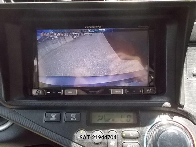 Toyota AQUA 2014-02 344693-11
