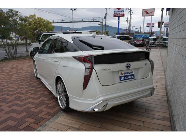 Toyota PRIUS 2016-10 193707-2