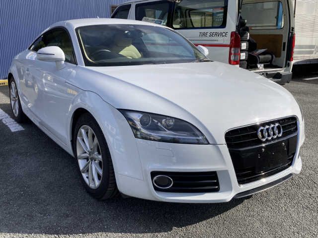 Audi TT 2014-08 13814-0
