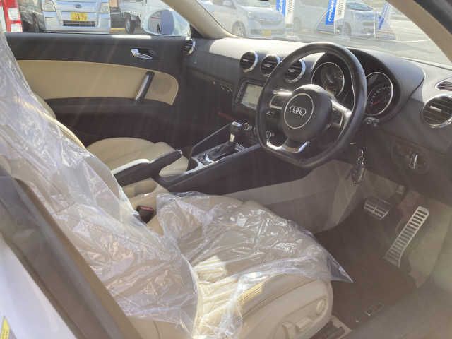 Audi TT 2014-08 13814-6