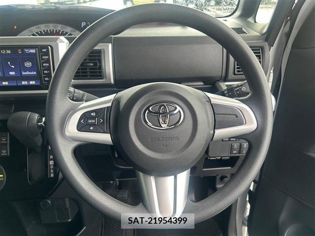 Toyota Pixis Mega 2022-08 341712-16