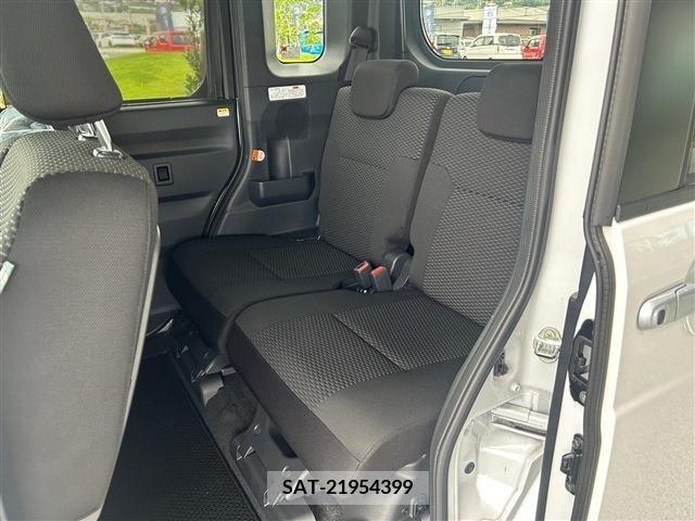 Toyota Pixis Mega 2022-08 341712-8