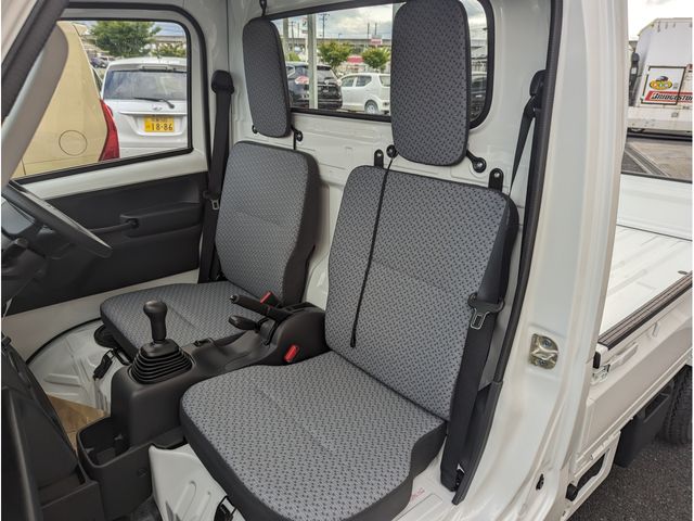 Suzuki CARRY TRUCK 2023-06 16461-13