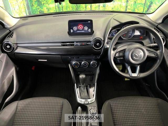 Mazda DEMIO 2017-09 359402-1