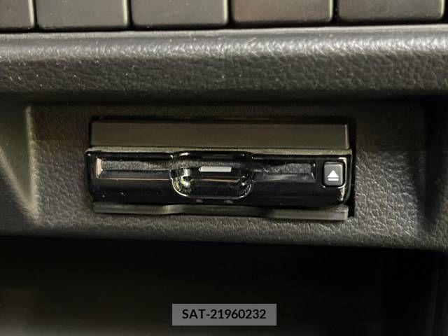 Suzuki X BEE 2019-08 264906-4