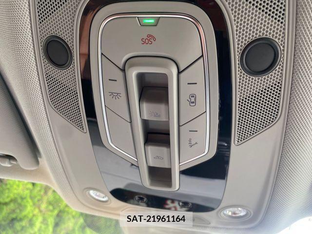 Audi Q5 2021-07 317998-17