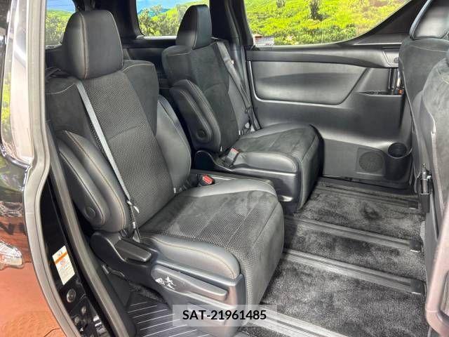 Toyota ALPHARD 2021-09 351313-9