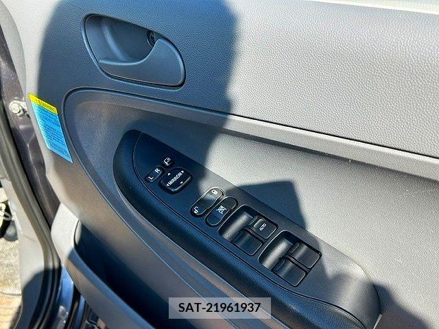 Subaru R2 2007-03 203324-10