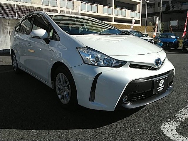 Toyota PRIUS ALPHA 2015-04 193489-21