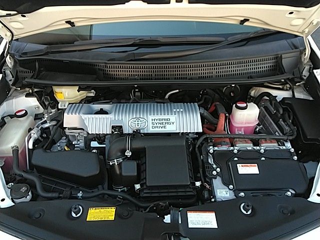 Toyota PRIUS ALPHA 2015-04 193489-15