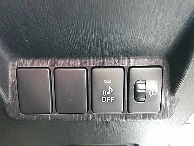 Toyota PRIUS ALPHA 2015-04 193489-9