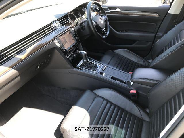 VolksWagen PASSAT VARIANT 2015-07 232802-8