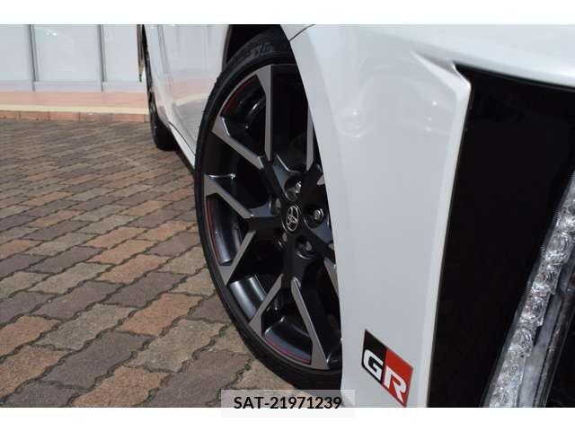 Toyota PRIUS PHV 2021-10 322606-15