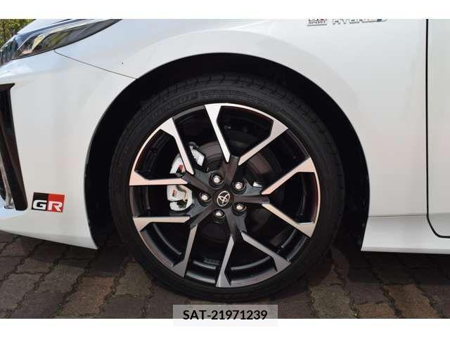 Toyota PRIUS PHV 2021-10 322606-14