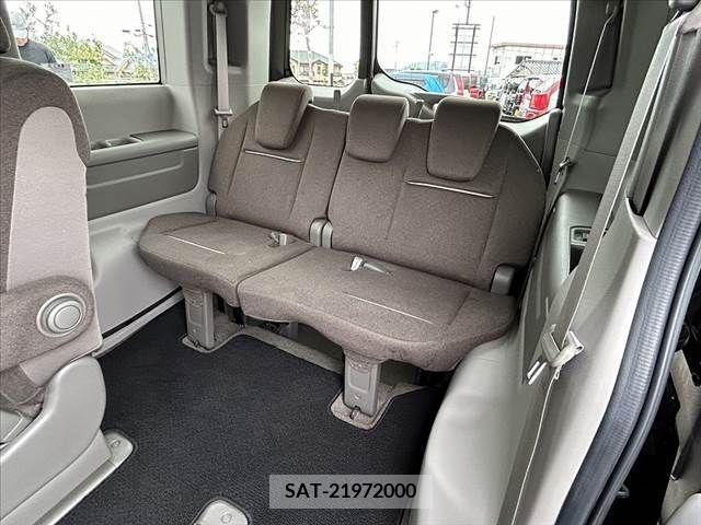 Honda STEP WGN 2019-10 384597-20