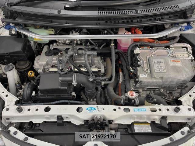 Toyota AQUA 2017-04 260345-18