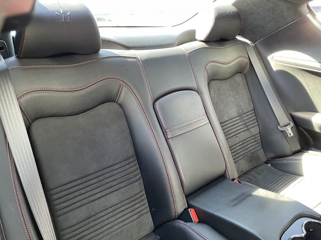 Maserati GRANTURISMO 2011-08 181658-13