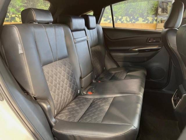 Toyota HARRIER 2019-04 7065-12