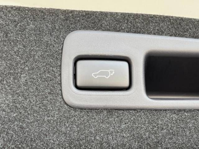 Toyota HARRIER 2019-04 7065-9