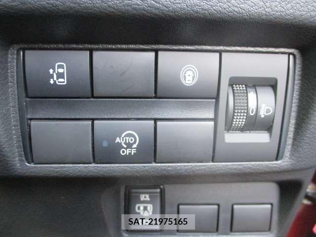 Nissan ROOX 2021-04 383290-9