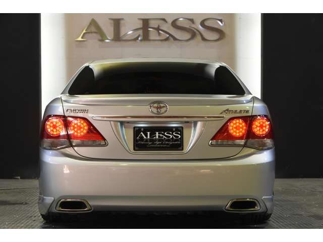 Toyota CROWN SEDAN 2012-11 6512-6