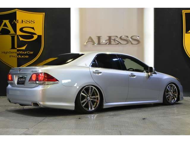 Toyota CROWN SEDAN 2012-11 6512-2