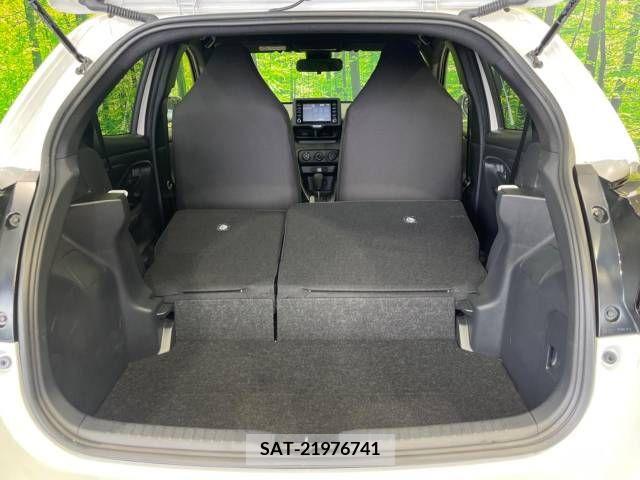 Toyota YARIS 2022-06 290826-7