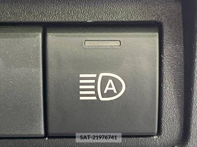 Toyota YARIS 2022-06 290826-4