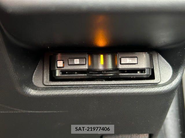 Toyota AQUA 2018-12 260210-5