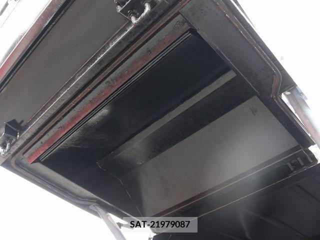 Isuzu ELF TRUCK 2015-01 207921-12