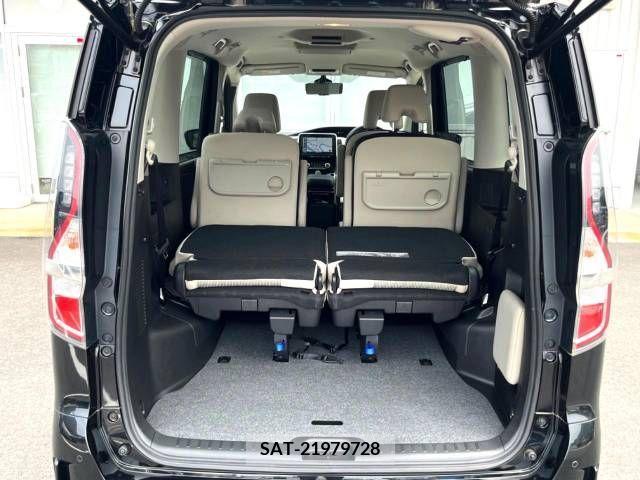 Nissan SERENA 2020-08 332591-10