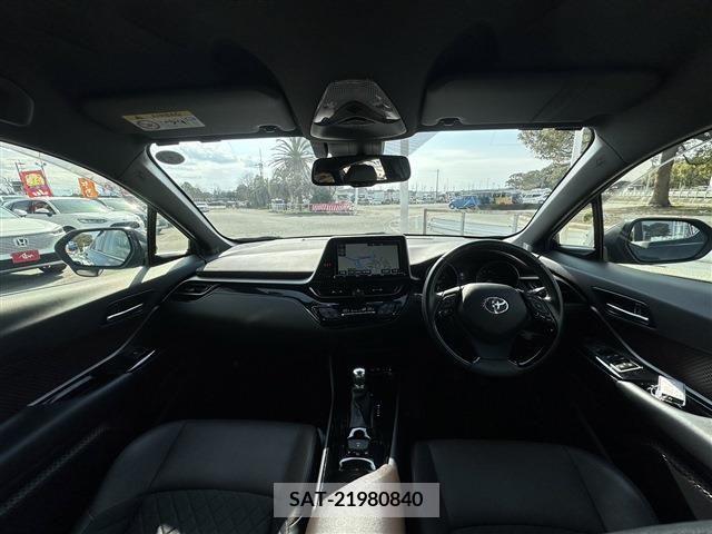 Toyota C-HR 2018-09 256216-19