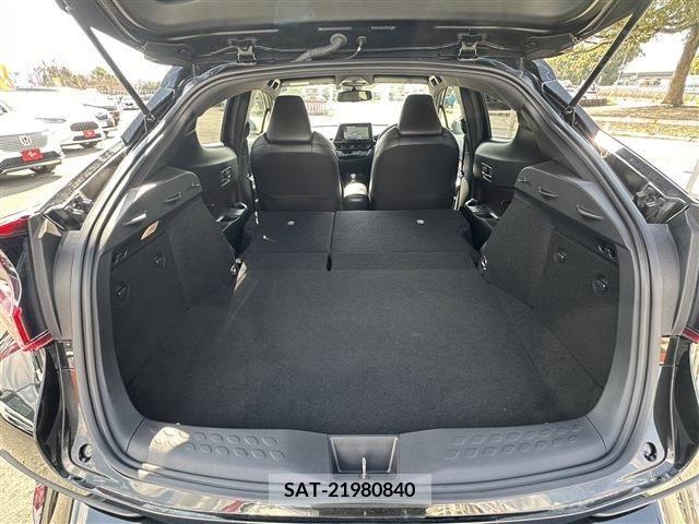 Toyota C-HR 2018-09 256216-25