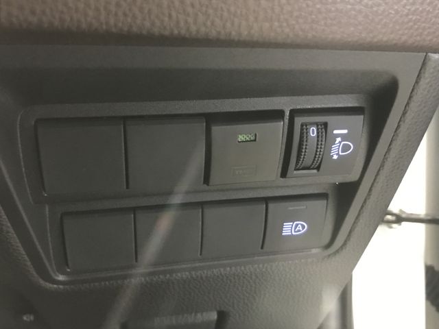 Toyota YARIS CROSS 2022-07 180961-22