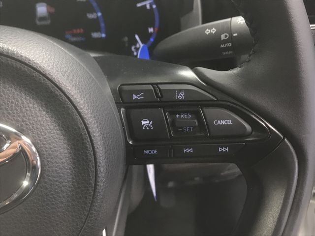 Toyota YARIS CROSS 2022-07 180961-24