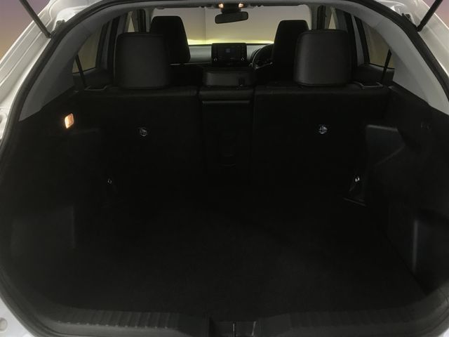Toyota YARIS CROSS 2022-07 180961-15