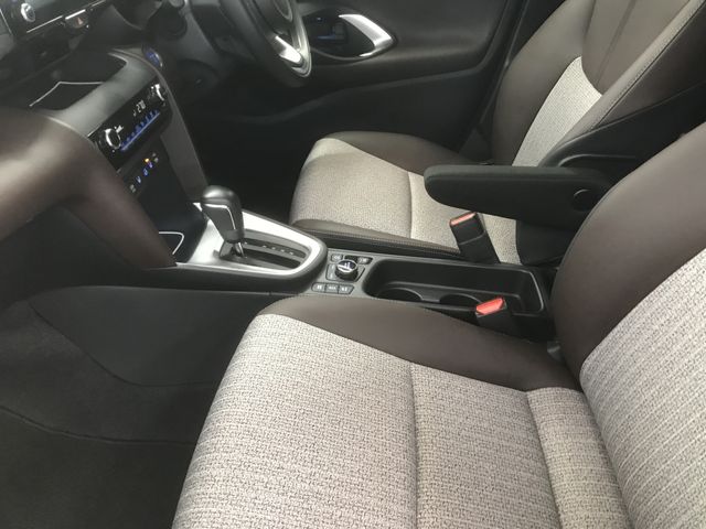 Toyota YARIS CROSS 2022-07 180961-19