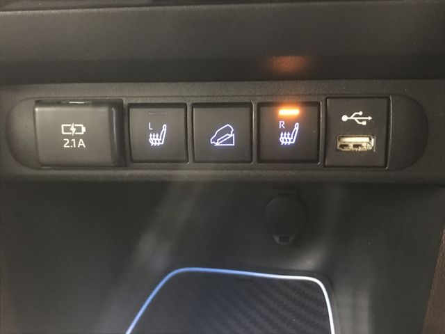Toyota YARIS CROSS 2022-07 180961-29