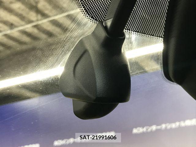 Mazda CX-30 2019-12 215197-18