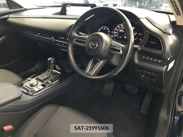 Mazda CX-30 2019-12 215197-3