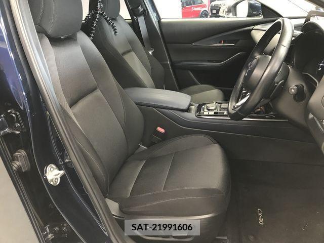 Mazda CX-30 2019-12 215197-4