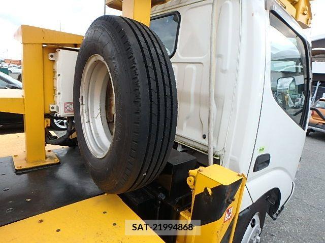 Hino DUTRO 2006-04 212746-7