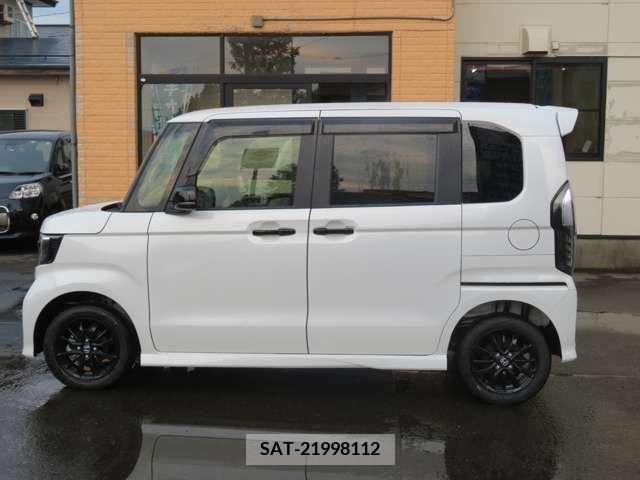 Honda N BOX CUSTOM 2023-09 222383-2