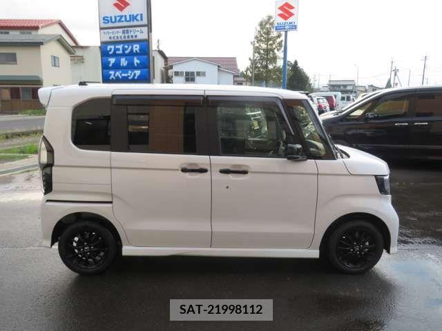 Honda N BOX CUSTOM 2023-09 222383-4
