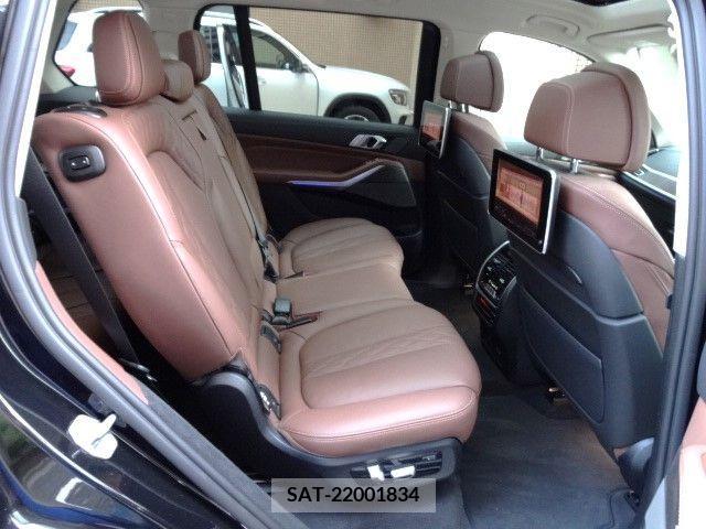 Bmw X7 2021-11 347844-15