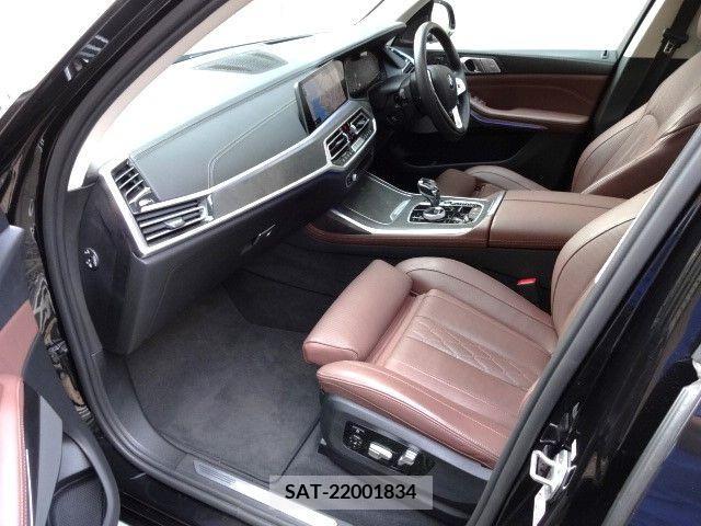 Bmw X7 2021-11 347844-9